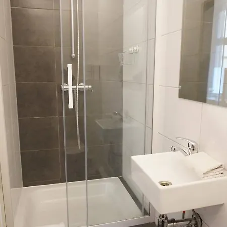 Apartment 2 Bedroom Flat For Families & Calm Guests