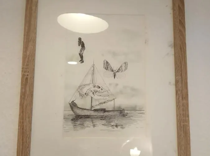 2 Bedroom Flat For Families & Calm Guests Apartamento