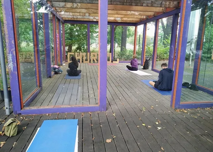 2 Bedroom Flat For Families & Calm Guests